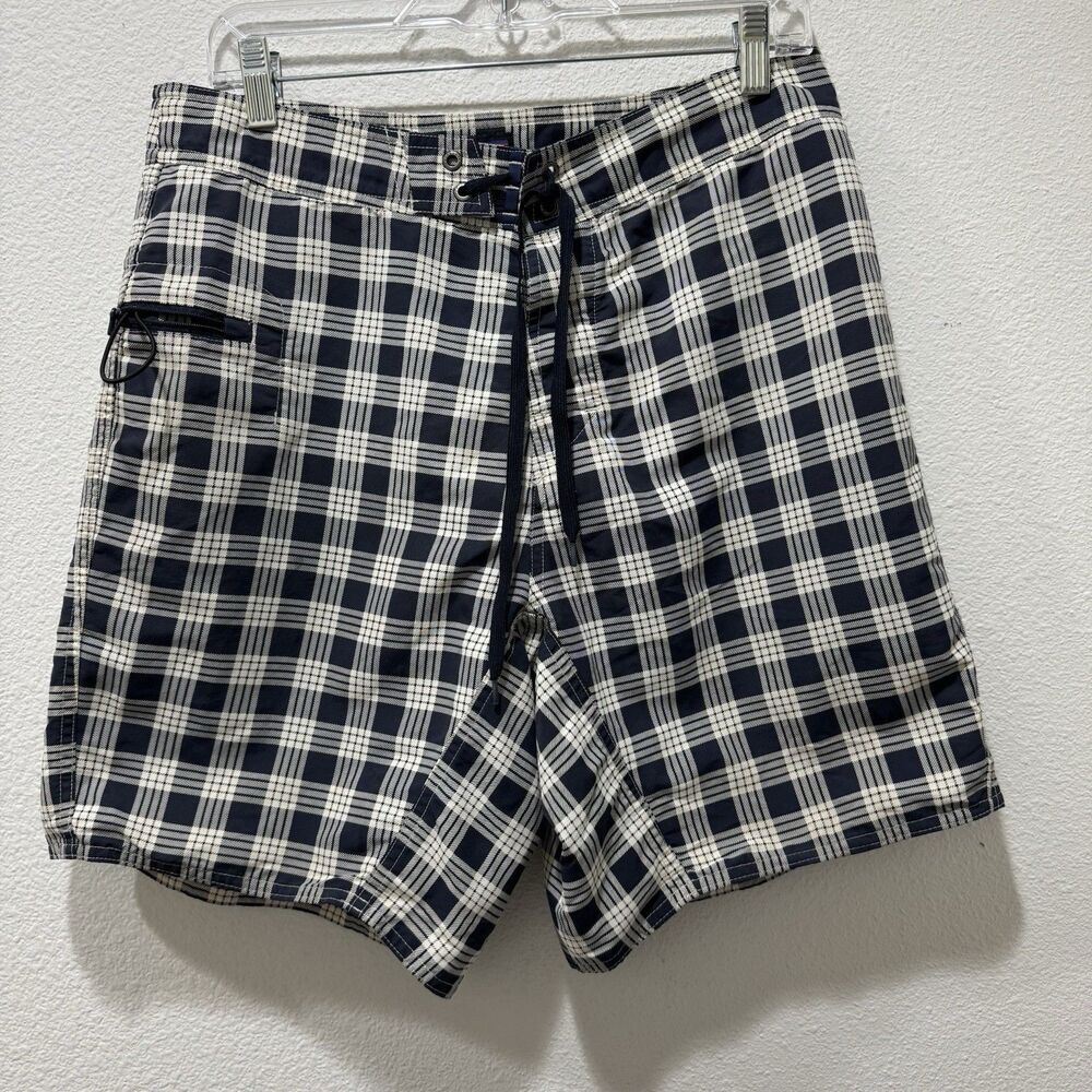 Patagonia Men's Size 33 Minimalist Wavefarer Board Shorts Plaid Blue White 86767